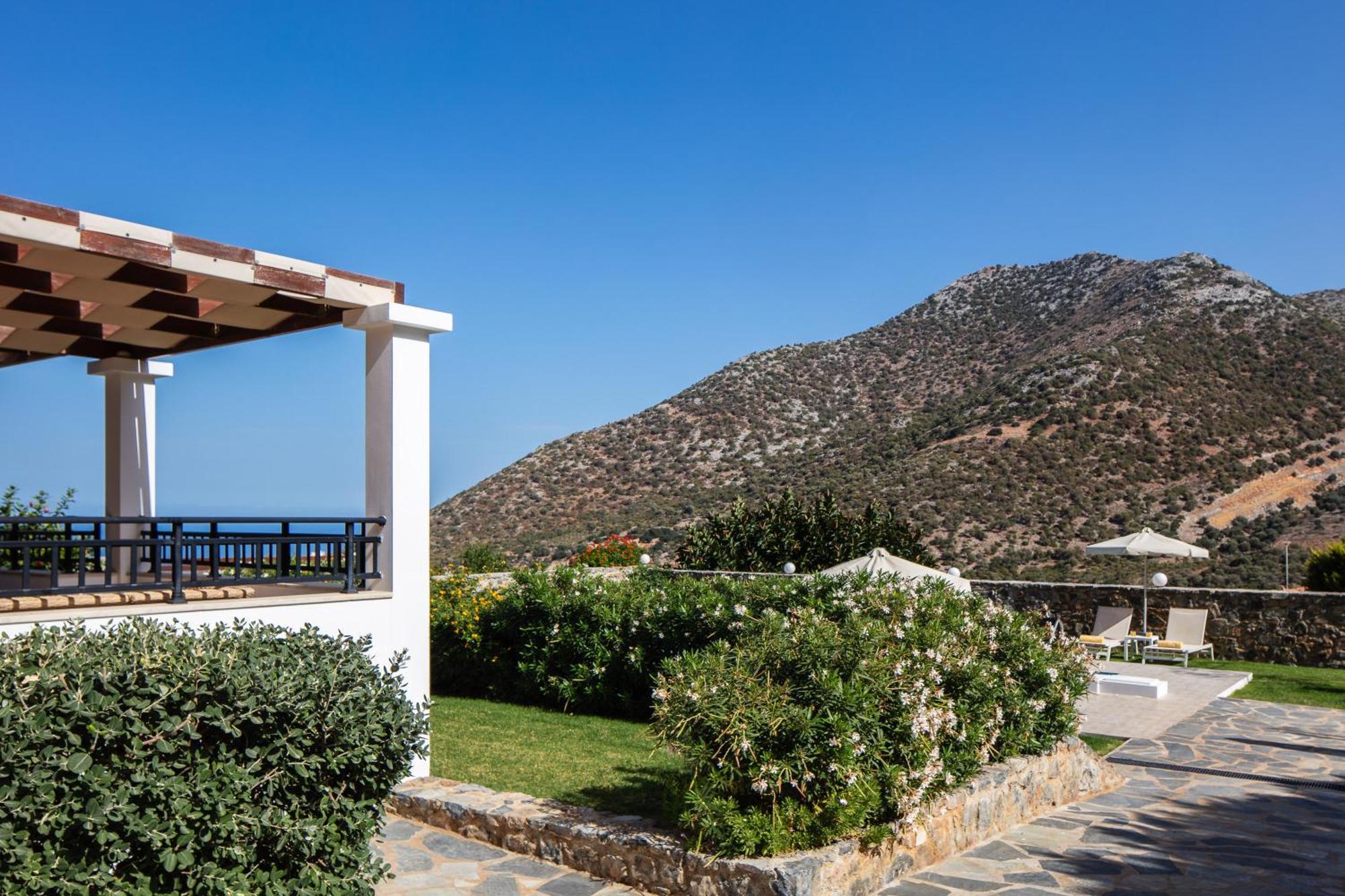 Real Dream Villas, Cretan Gems With Seaviews, By Thinkvilla Bali  Экстерьер фото